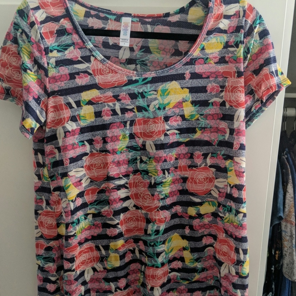 Lularoe classic t